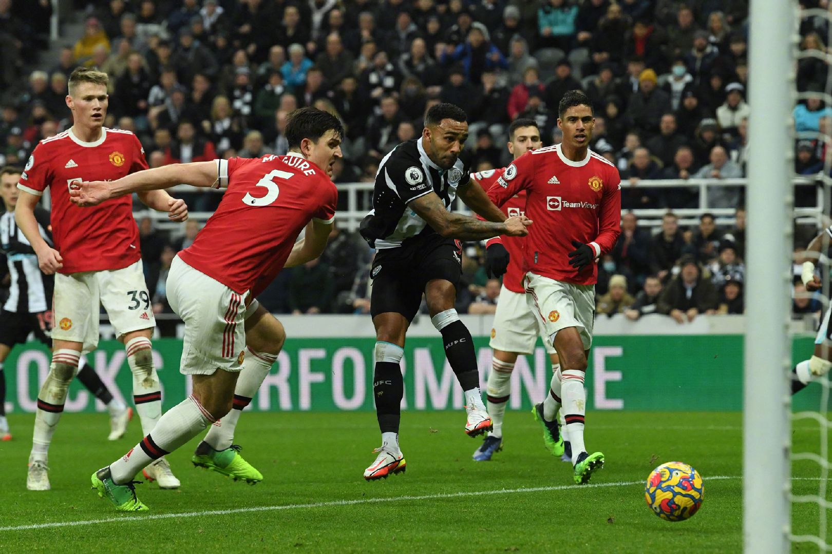 阿根廷前锋助曼联击败切尔西,稳固英超前四位置的简单介绍 阿根廷前锋助曼联击败切尔西,稳固英超前四位置的简单介绍