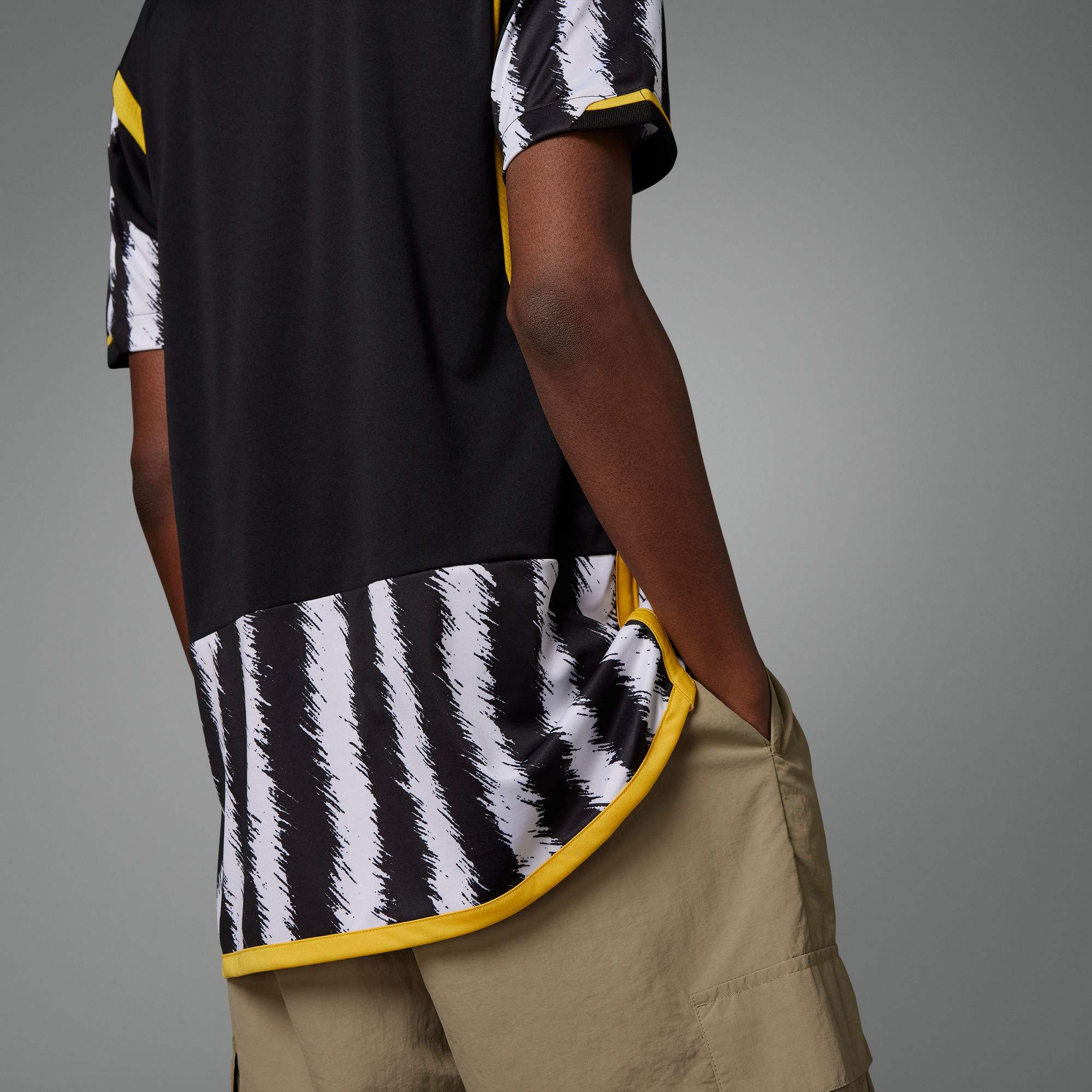 -尤文图斯主场告捷，马拉多纳再次轻松晋级的简单介绍