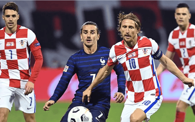 包含欧国联赛争夺激烈,球队拼尽全力的词条 包含欧国联赛争夺激烈,球队拼尽全力的词条