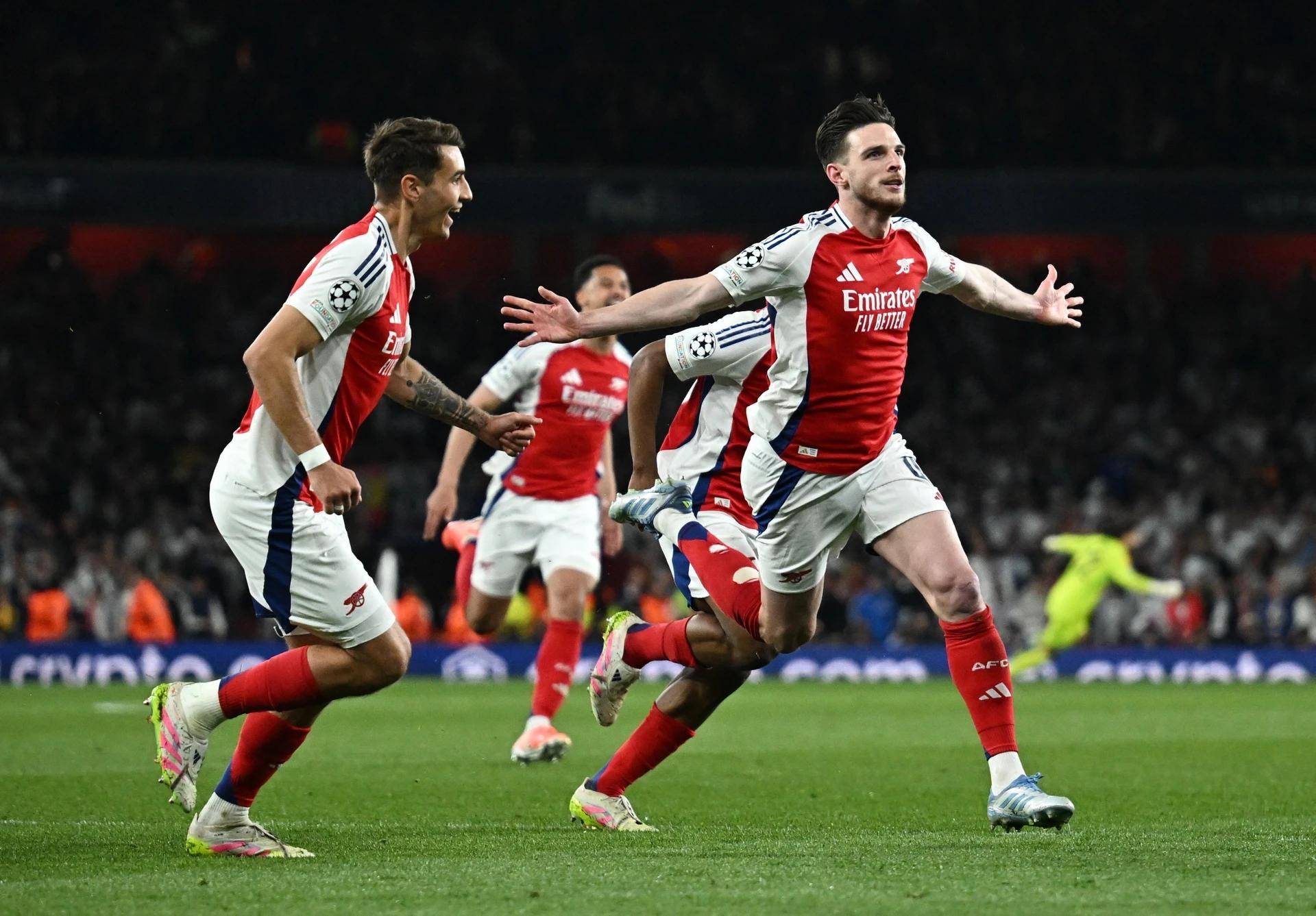 弗莱堡前锋梅开二度，队内竞争加剧的简单介绍