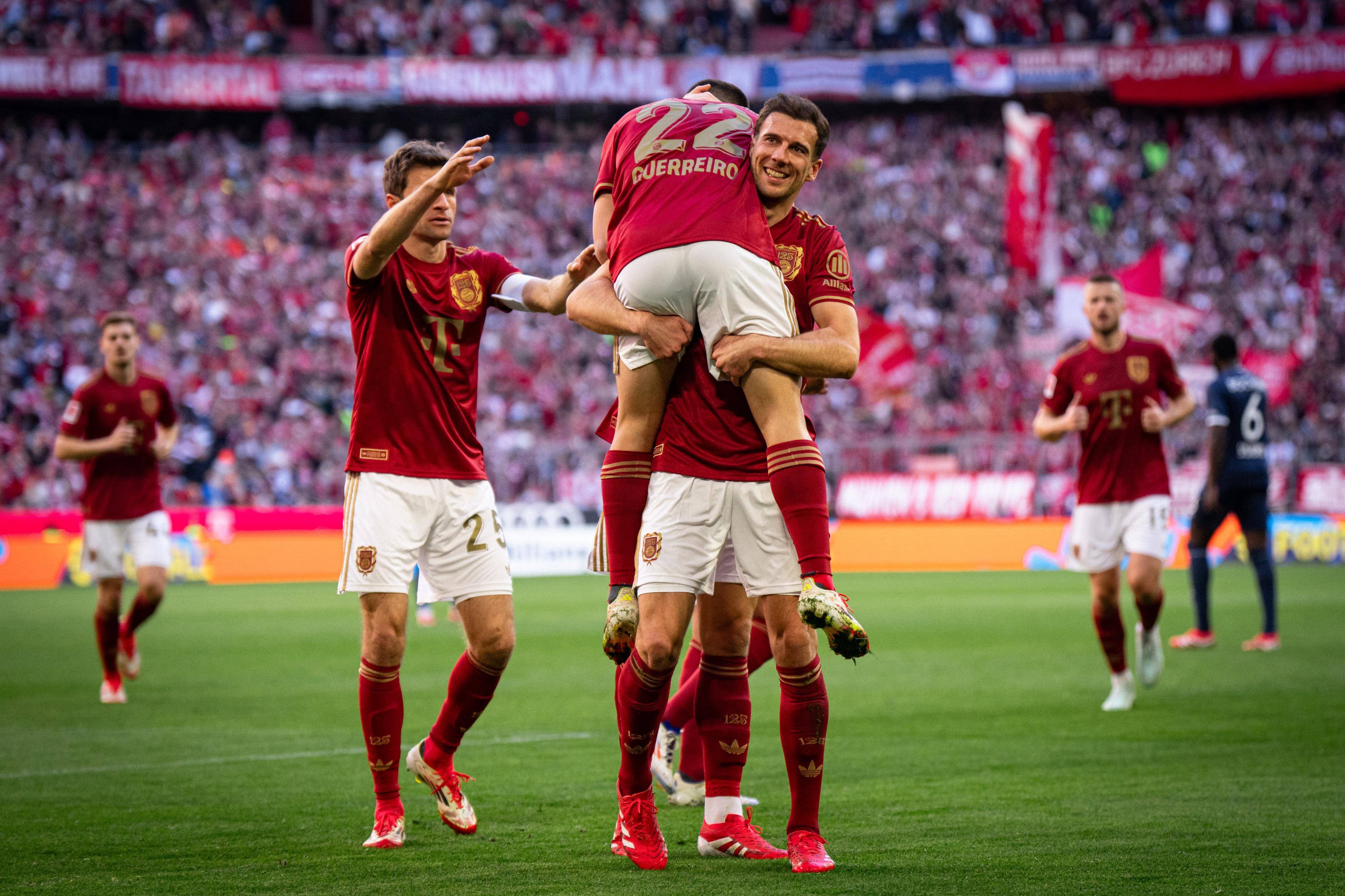 包含拜仁大败对手，遗憾止步八强的词条