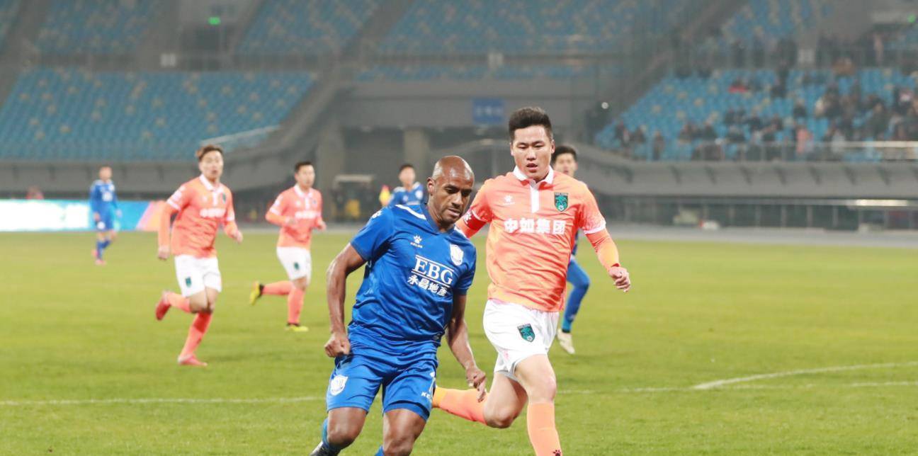 关于黑马球队的惊艳表现引起轰动的信息 关于黑马球队的惊艳表现引起轰动的信息