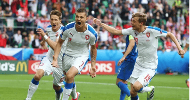 开云体育在线-捷克大将进球，席卷克罗地亚主场！