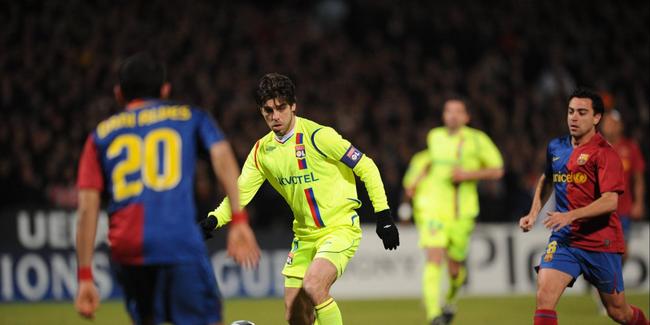 包含亚维罗内斯签下巴西中场天才的词条