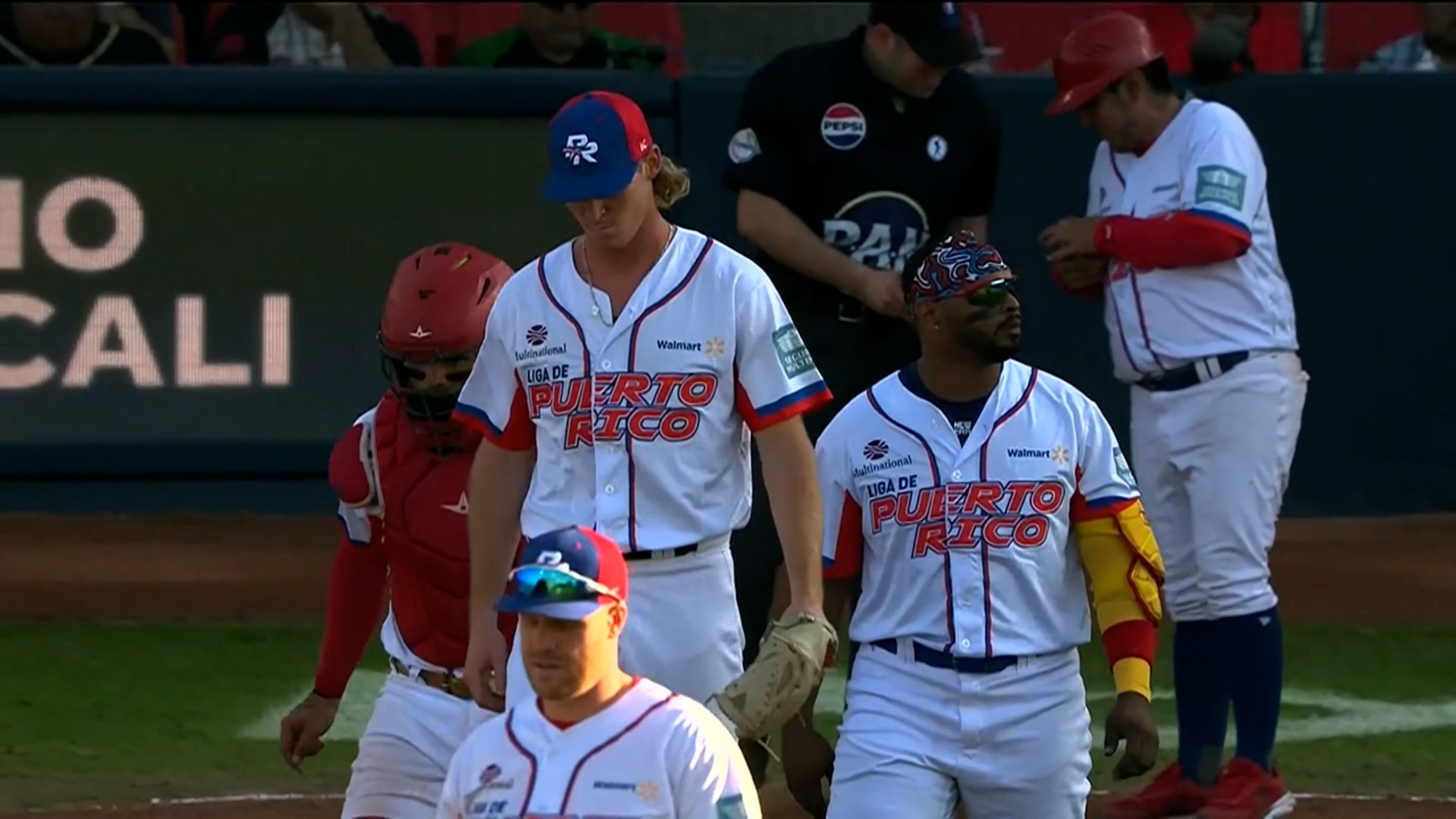 哥斯达黎加代表团在田径赛场上表现出色的简单介绍