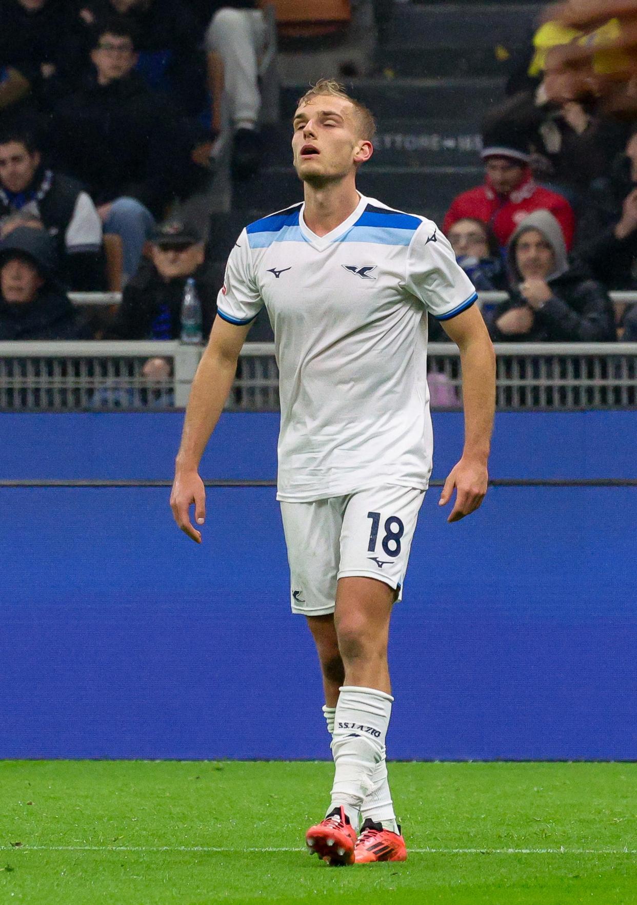 包含意大利运动员成功晋级决赛！的词条