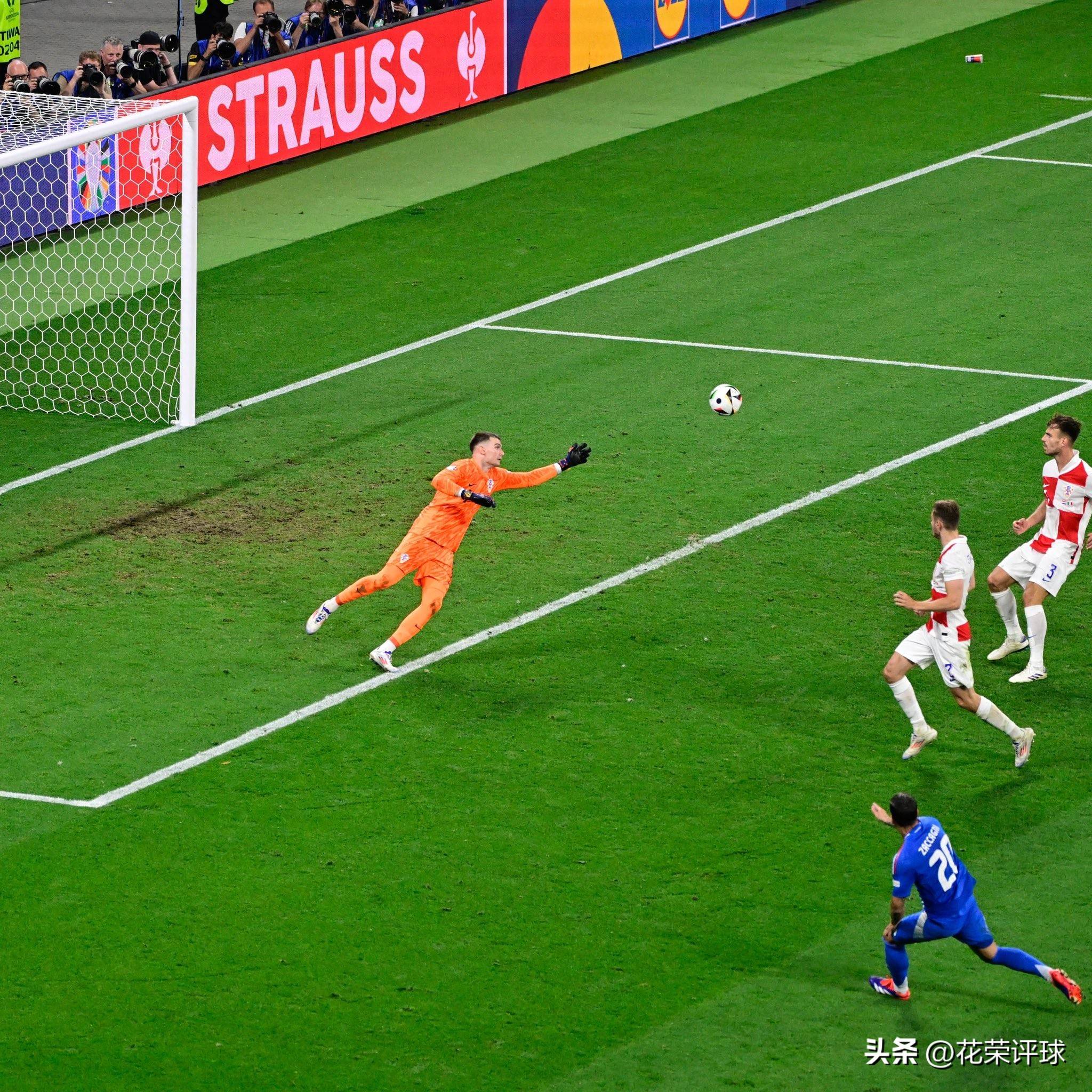 克里米亚队表现出色,晋级欧洲杯决赛 克里米亚队表现出色,晋级欧洲杯决赛