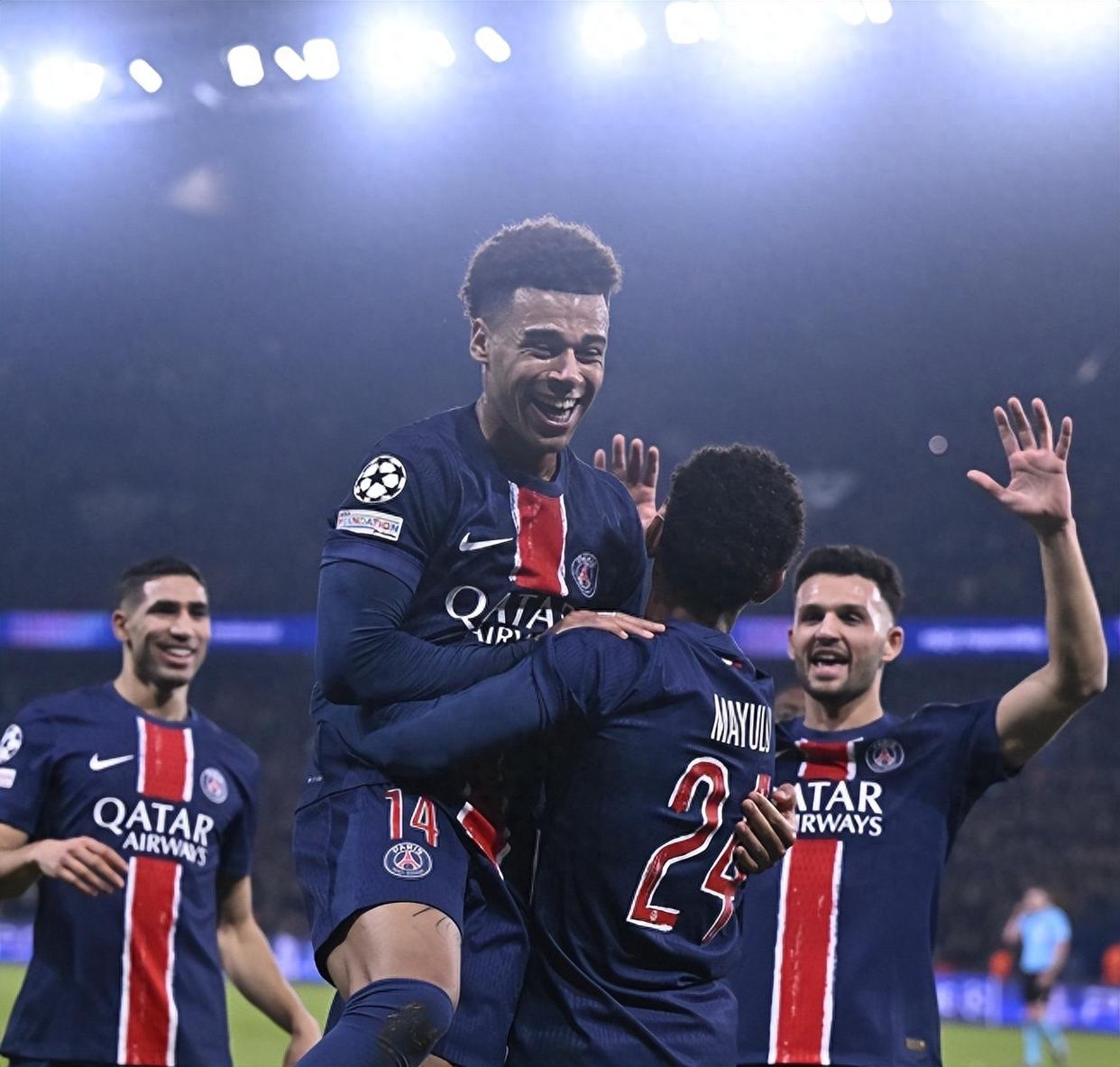 罗马狂胜对手欧冠希望大增 罗马狂胜对手欧冠希望大增