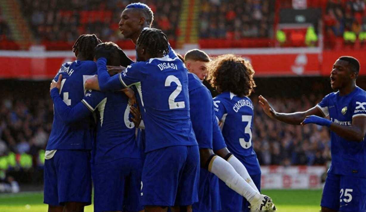 切尔西客场逼平阿森纳，继续保持次席位置