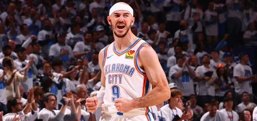 俄克拉荷马城雷霆队大胜对手,展现实力 俄克拉荷马城雷霆队大胜对手,展现实力