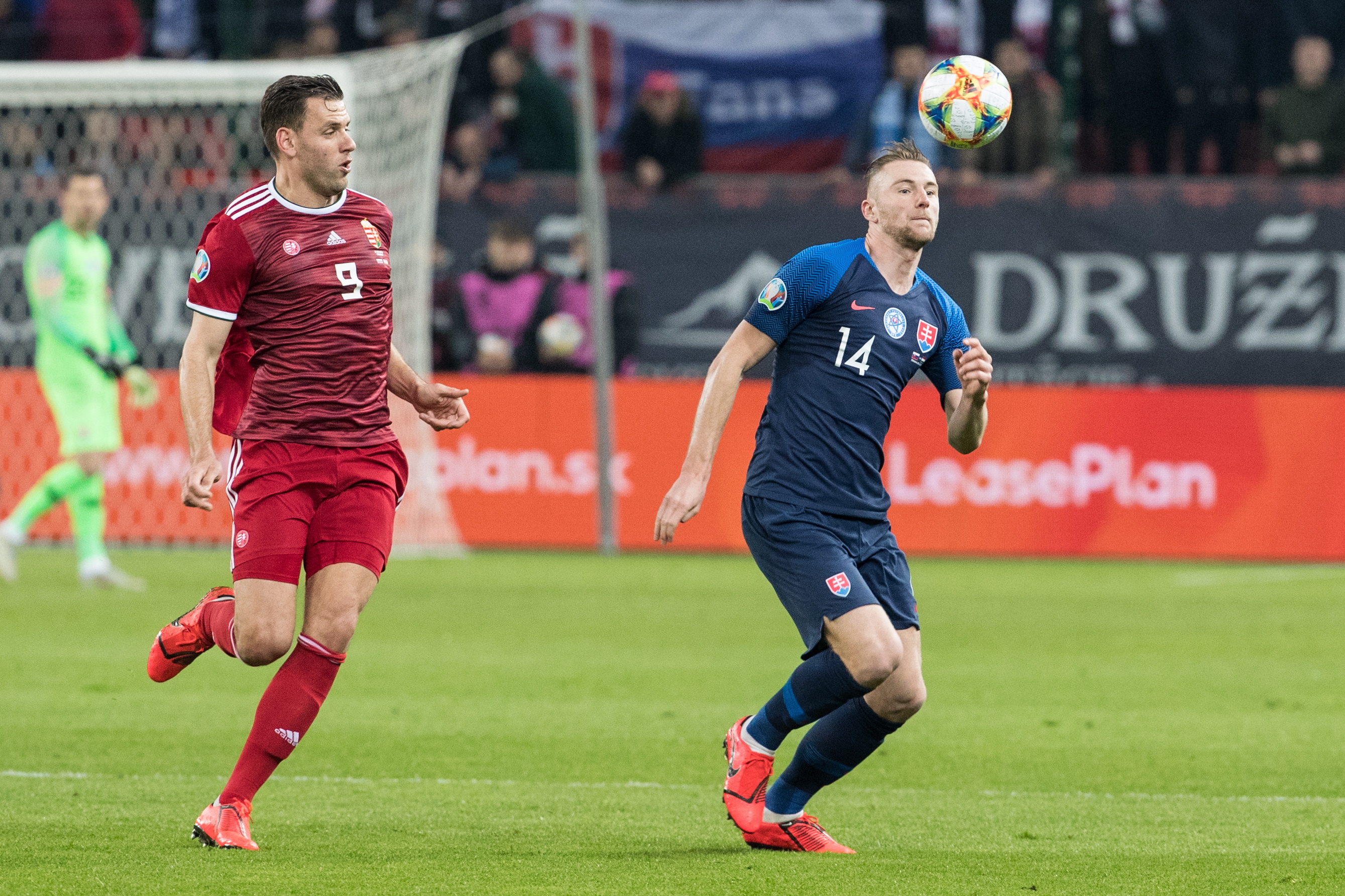 欧锦赛预选赛晋级赛程确定,挑战重重的简单介绍 欧锦赛预选赛晋级赛程确定,挑战重重的简单介绍