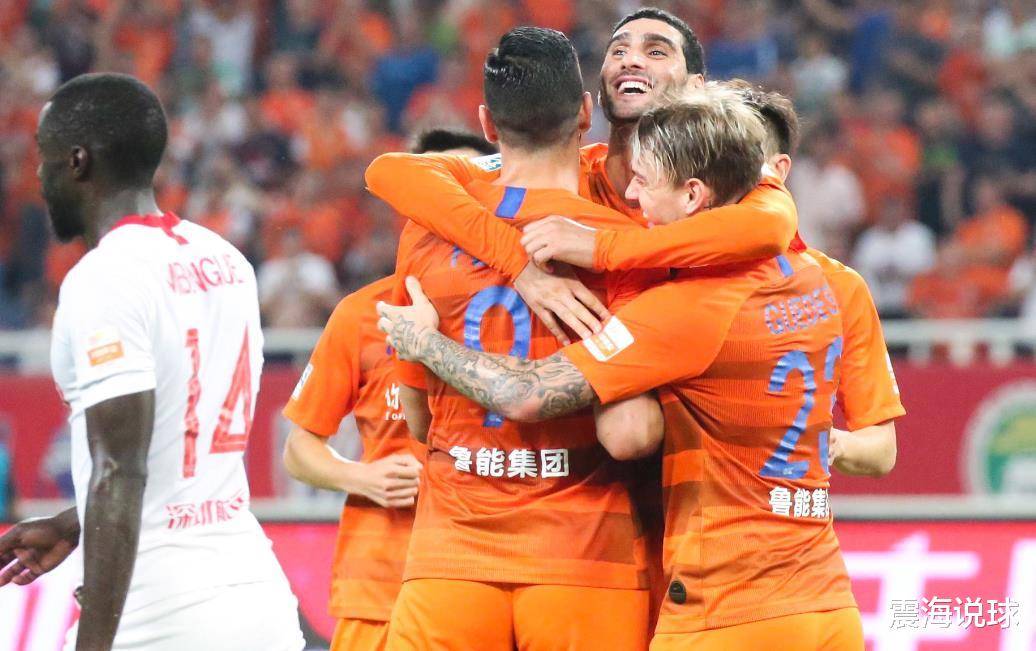 山东鲁能主场轻松获胜，积分稳步上升