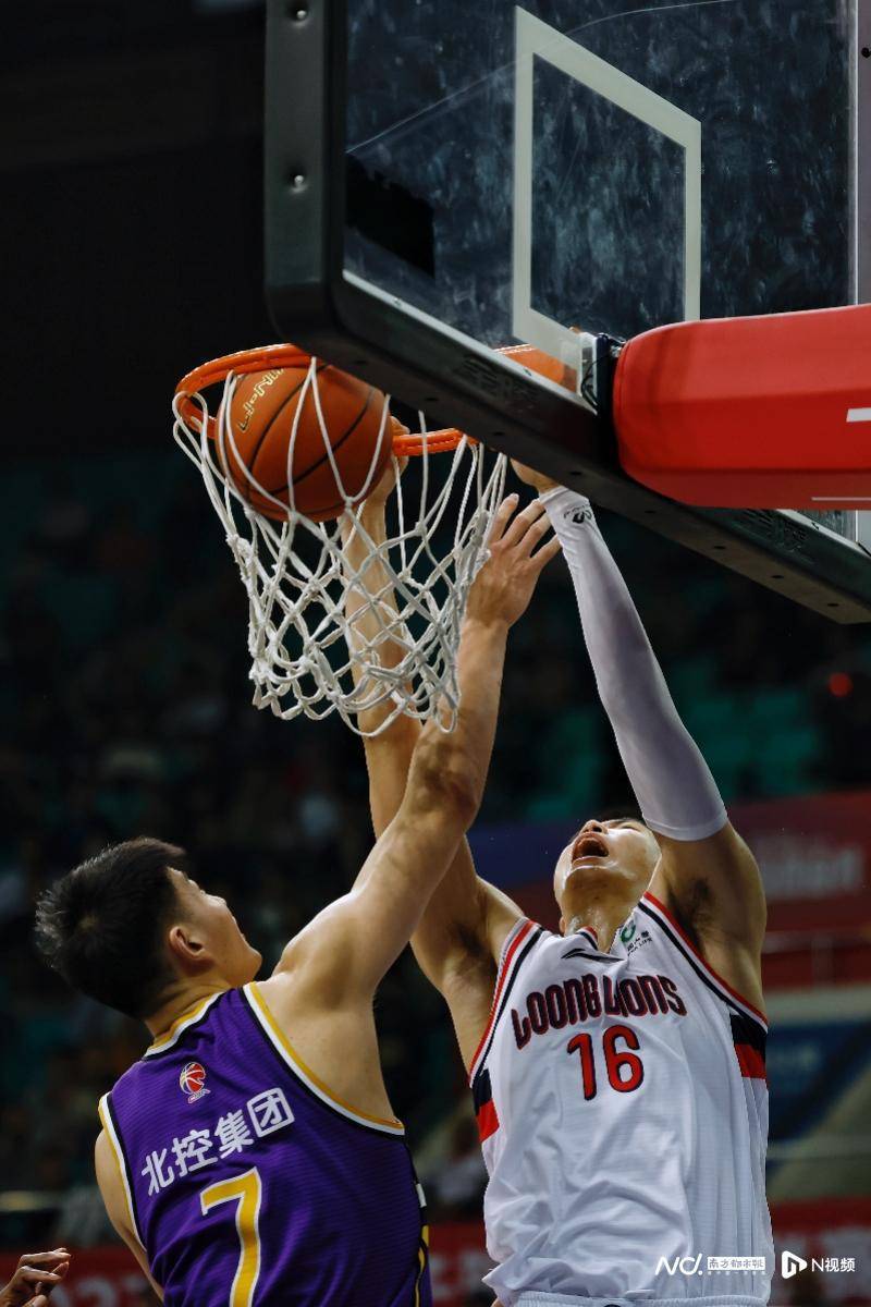 福建龙狮突然爆发,连续三场胜利刷新纪录 福建龙狮突然爆发,连续三场胜利刷新纪录