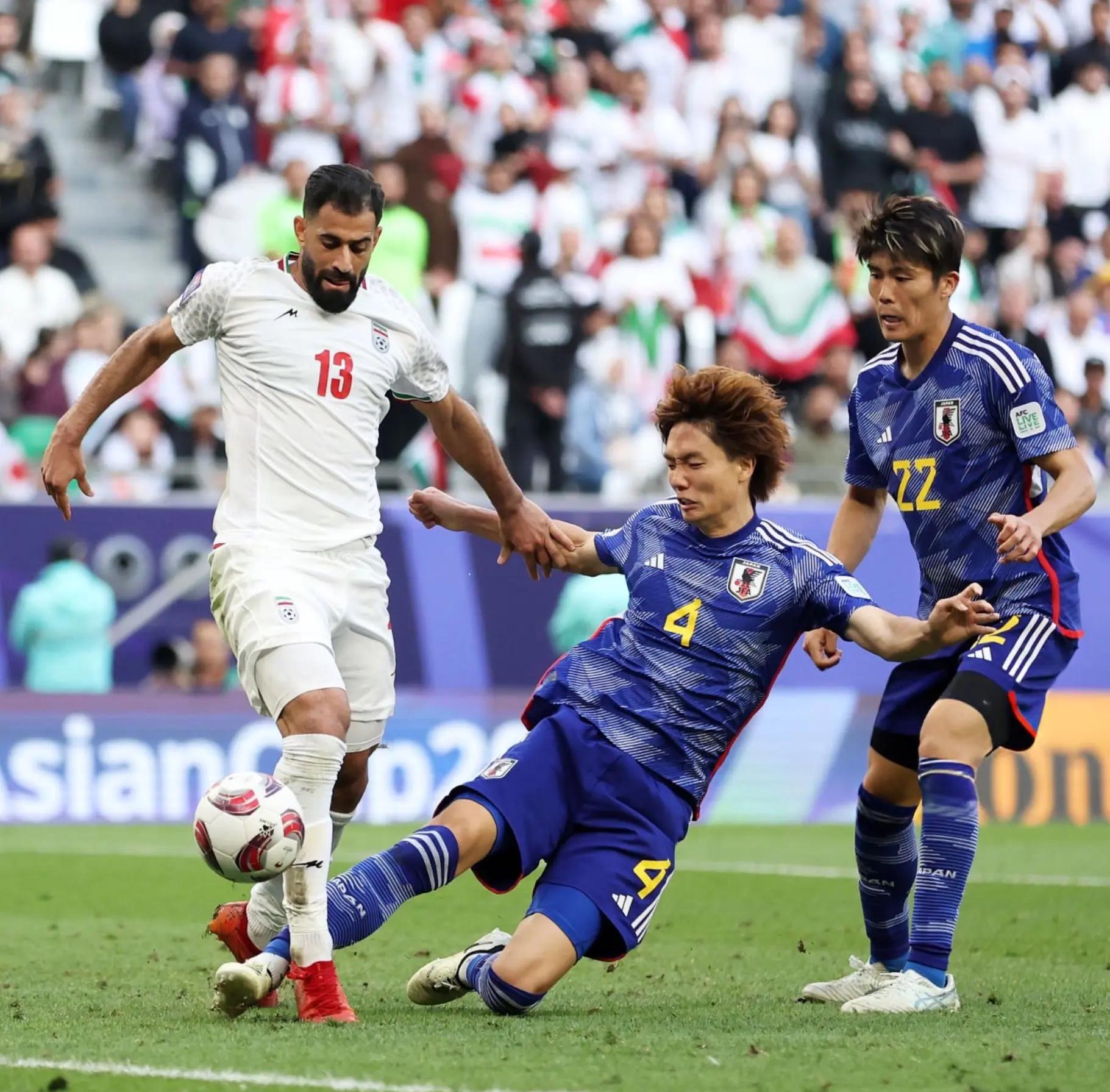 伊朗豪门球队斩获胜利，晋级下一轮的简单介绍