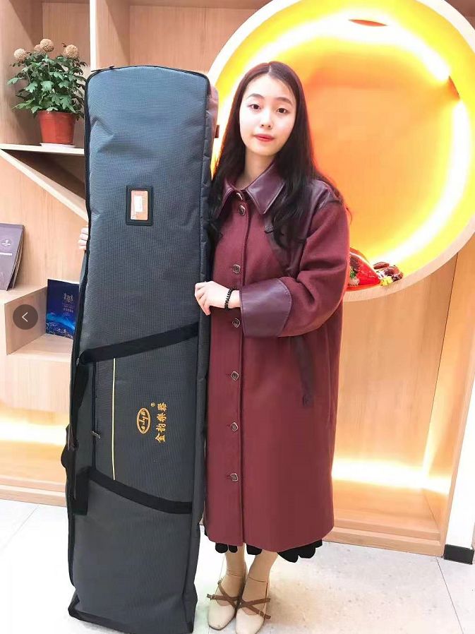 精湛技艺!欧洲赛事选手手法娴熟 精湛技艺!欧洲赛事选手手法娴熟