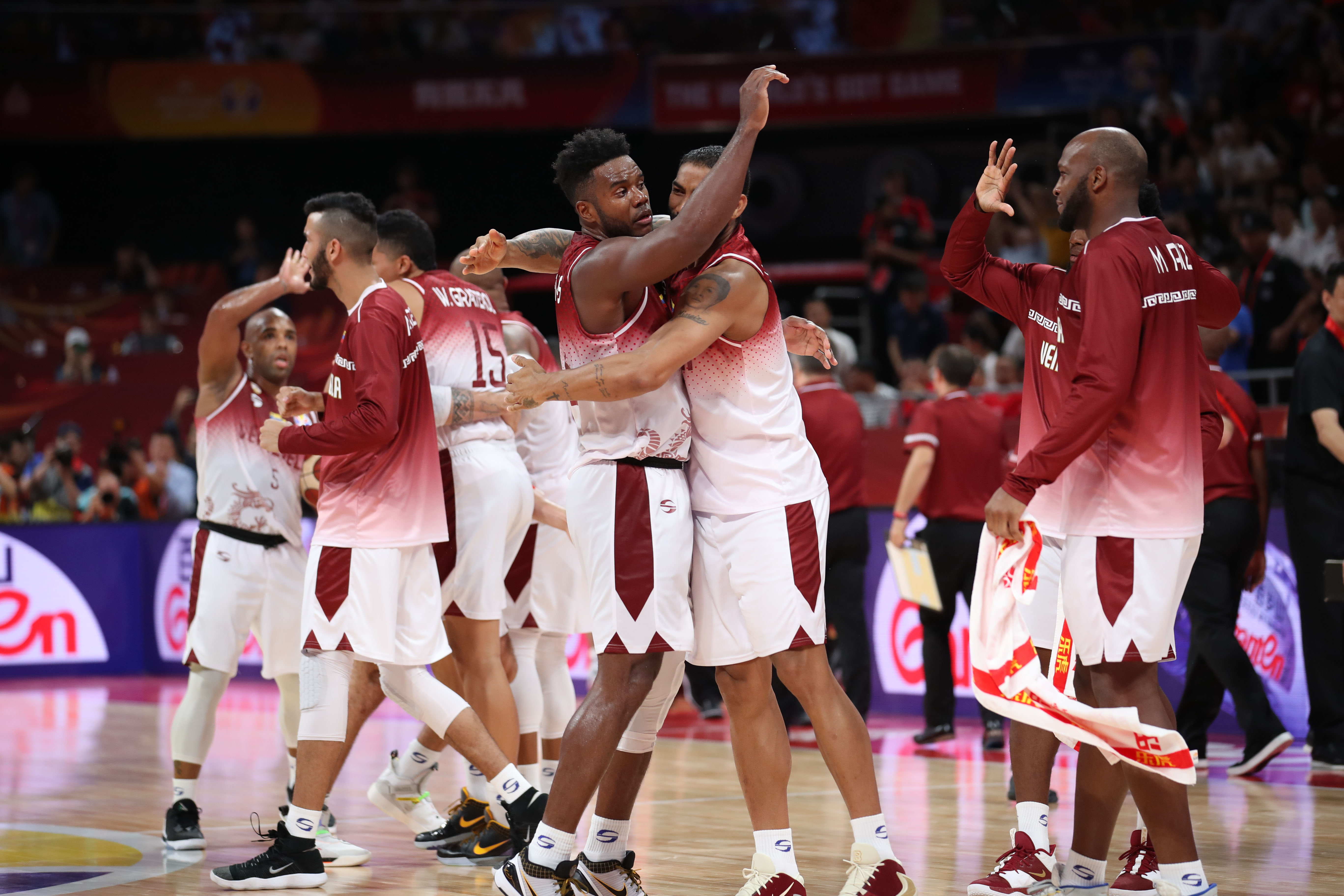 委内瑞拉篮球协会开展篮球推广活动，吸引更多球迷