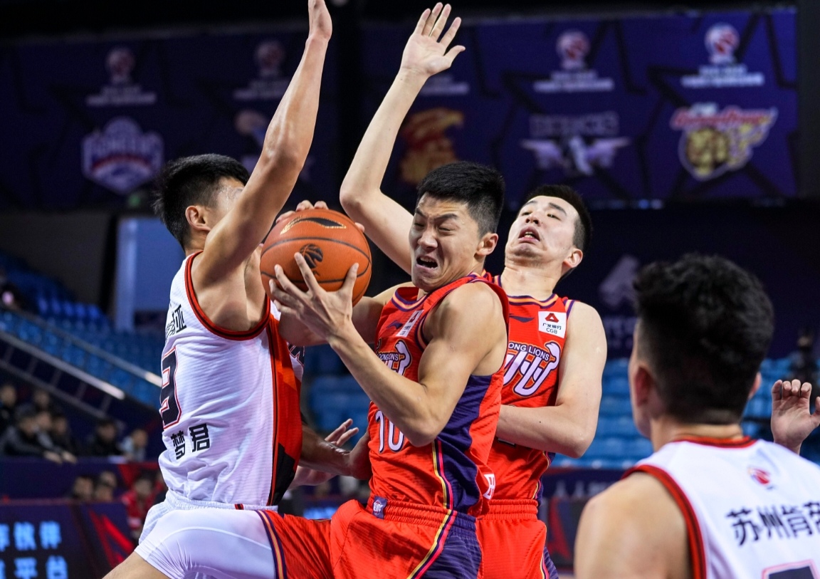 CBA半决赛激战正酣，球队士气高涨备战决赛