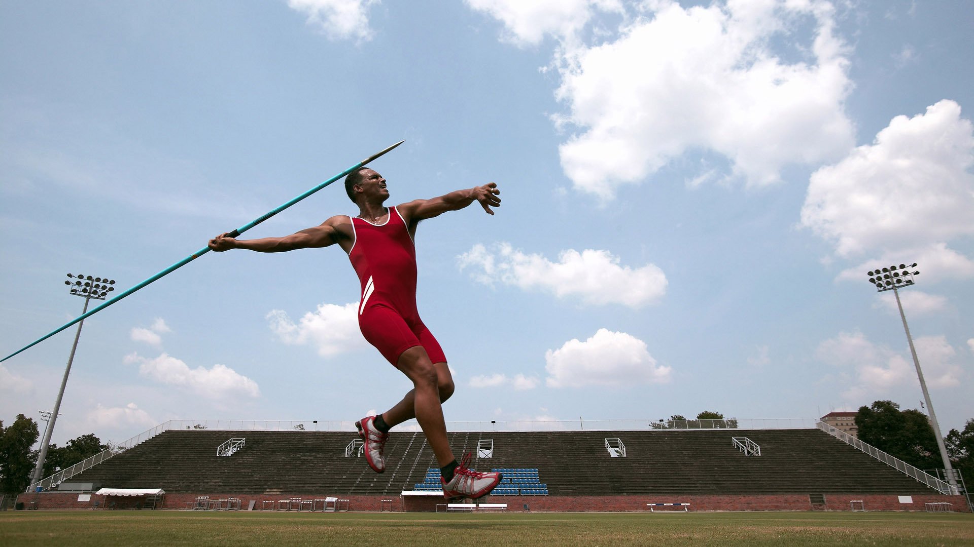 无声成长与集体机器，当巴尔韦德无声证明，芬兰火力轰鸣